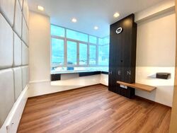 East Signature (D15), Apartment #507779251